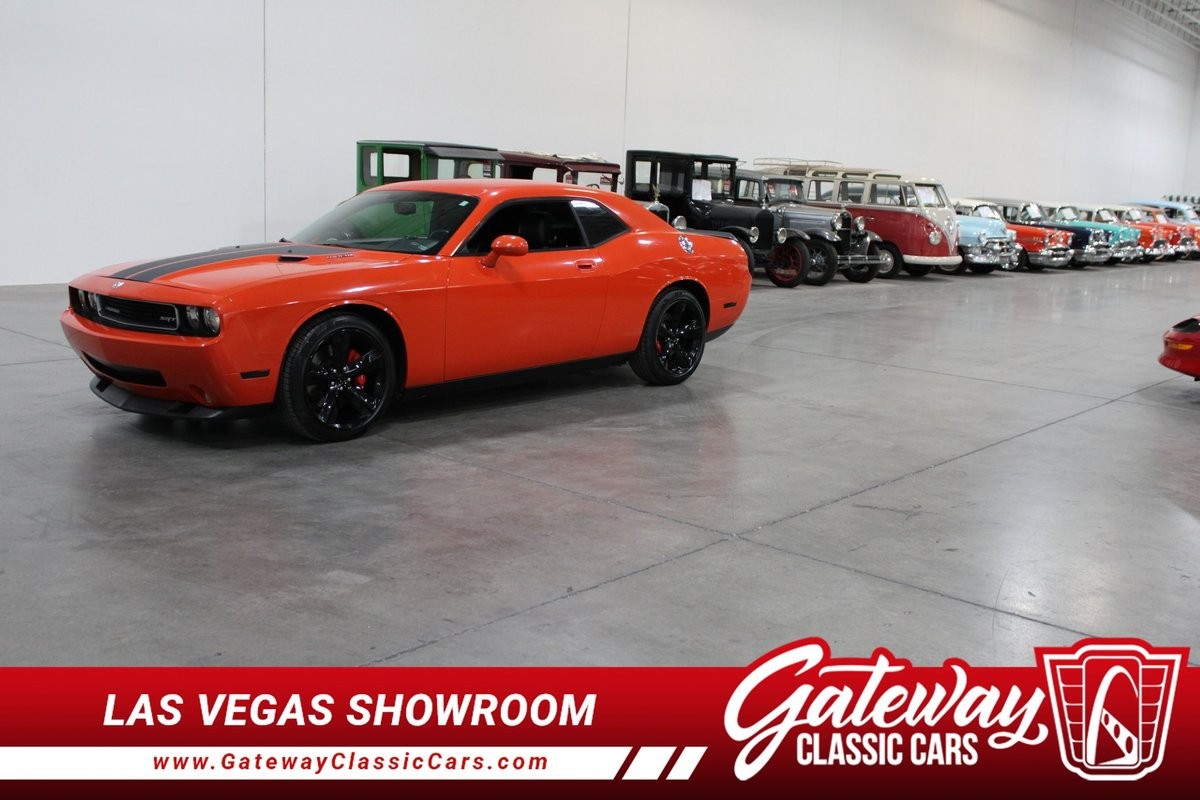 2009 Dodge Challenger SRT 8