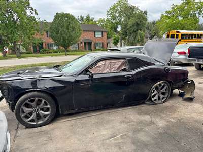 2016 Dodge Challenger - Por partes!