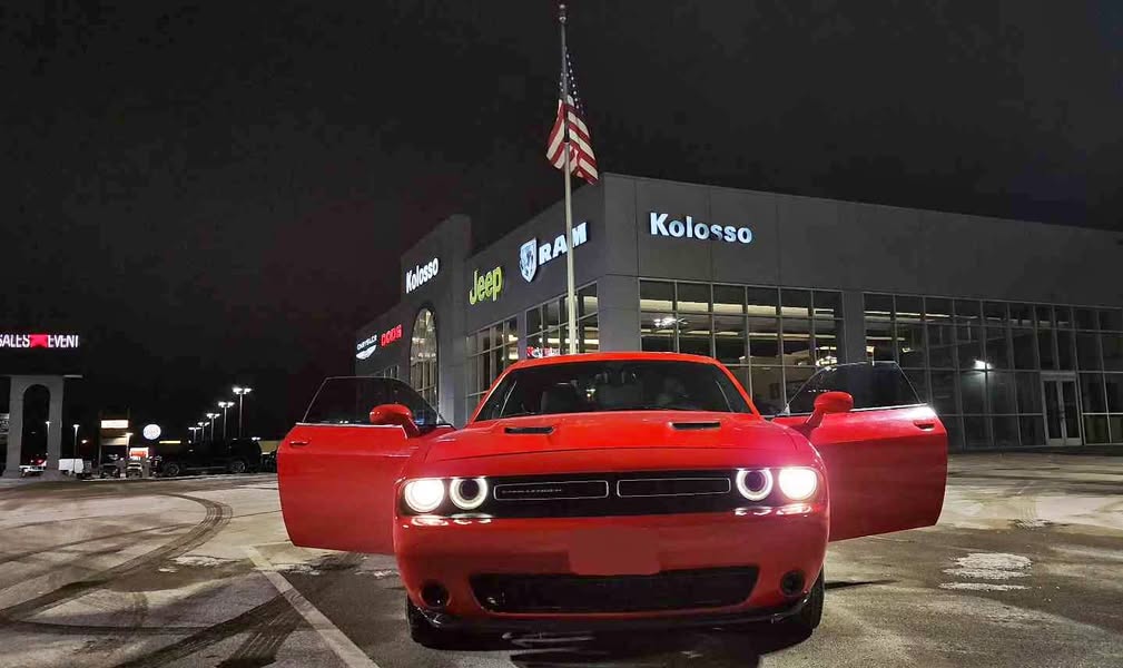 2016 Dodge Challenger - SXT Coupe 2D