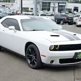 2017 Dodge CHALLENGER SXT