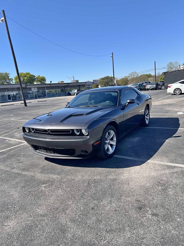 2017 Dodge Challenger - SXT Coupe 2D