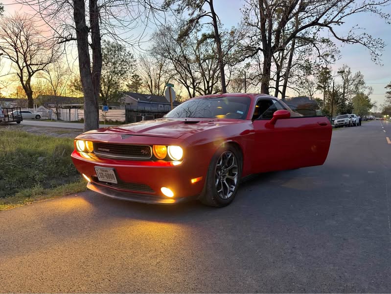 2012 Dodge Challenger - R\/T Plus Coupe 2D