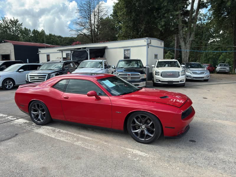 2016 Dodge challenger r\/t plus 6 Speed manual