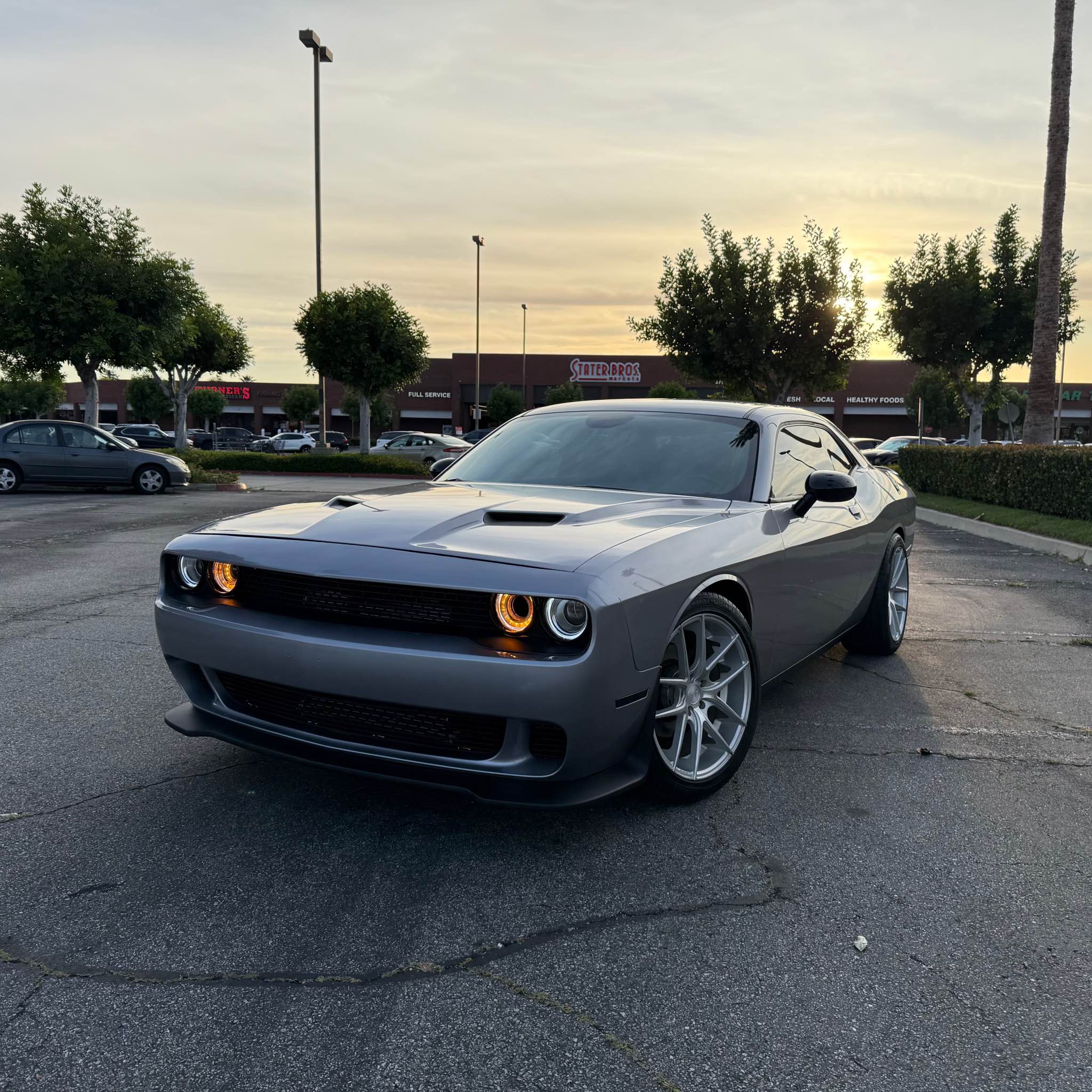 2017 Dodge Challenger - SXT Coupe 2D