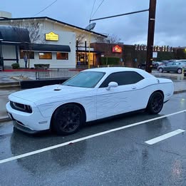 2013 dodge challenger sxt
