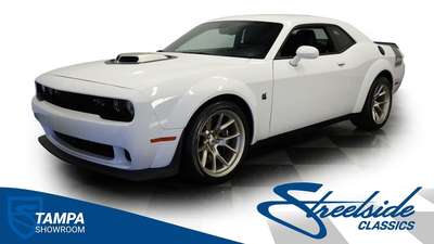 2023 Dodge Challenger R/T Scat Pack Widebody Swinger...