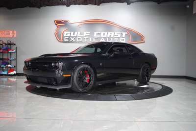 2015 Dodge Challenger SRT Hellcat 2dr Coupe