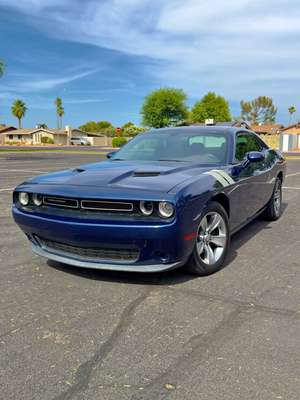 2015 Dodge Challenger - SXT