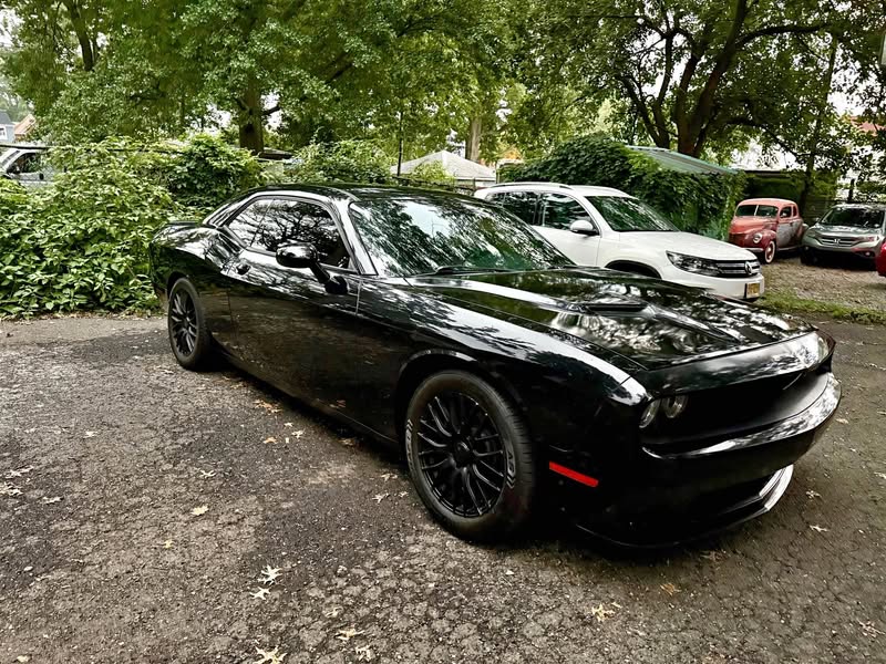 2018 Dodge Challenger - SXT Plus Coupe 2D