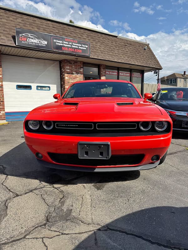 2016 Dodge Challenger - SXT Plus Coupe 2D