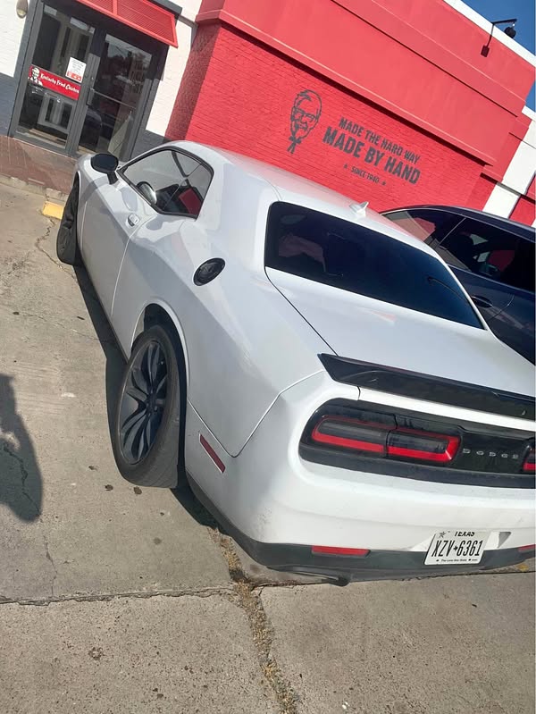 2016 Dodge Challenger - SXT Coupe 2D