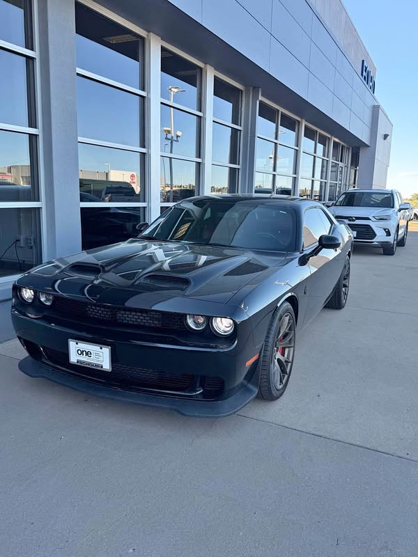 2023 Dodge Challenger - SRT Hellcat Jailbreak Coupe 2D