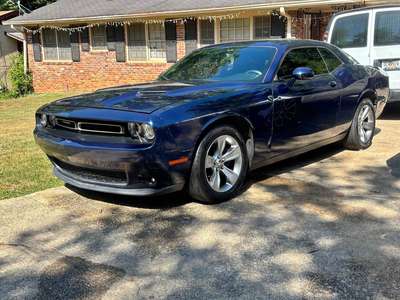 2015 Dodge Challenger - SXT