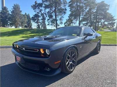 2017 Dodge Challenger R\/T Scat Pack Coupe 2D