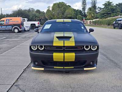 2022 Dodge Challenger - R\/T Coupe 2D