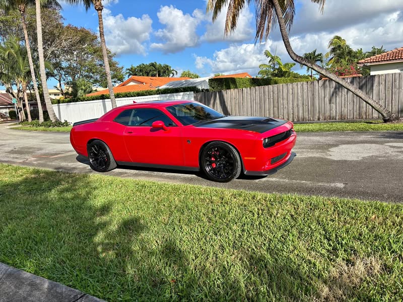2016 Dodge Challenger - SRT Hellcat Coupe 2D