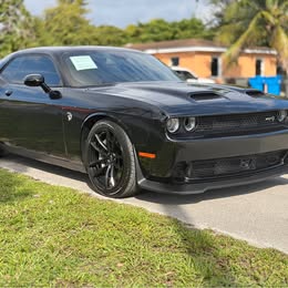 2023 DODGE CHALLENGER HELLCAT