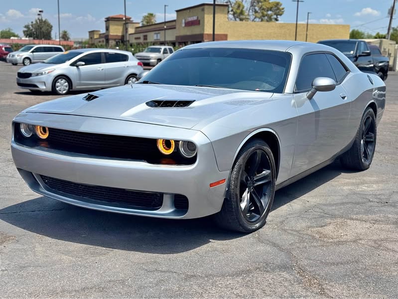 2018 Dodge Challenger - SXT