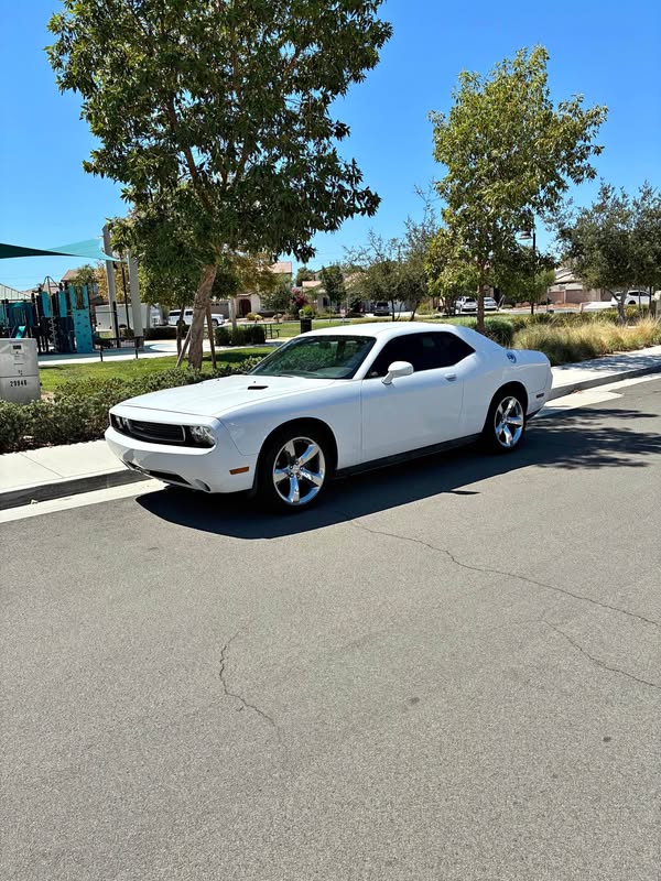 2011 Dodge Challenger - V6