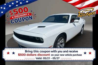 2018 Dodge Challenger SXT Coupe 2D