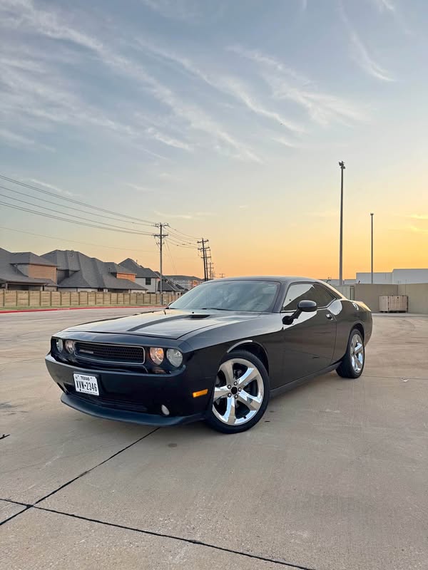 2012 Dodge Challenger - SXT Plus Coupe 2D
