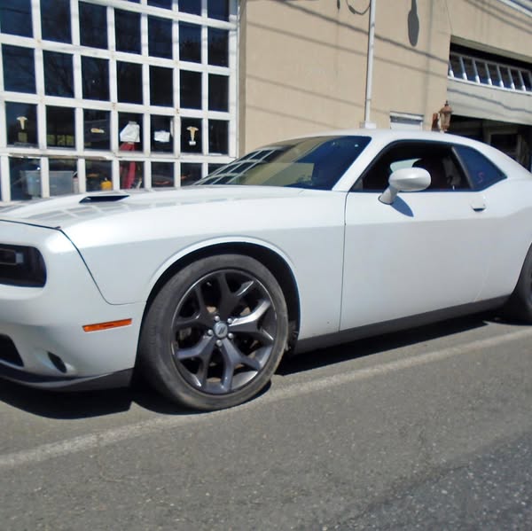 2016 Dodge Challenger SXT Plus