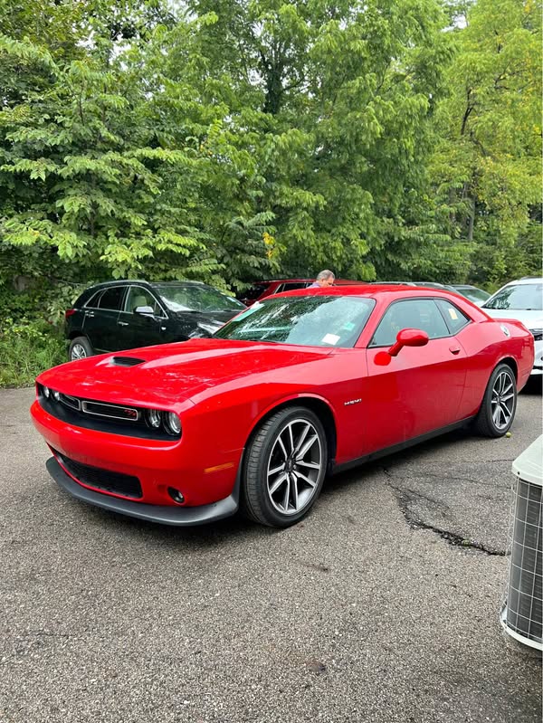 2022 Dodge Challenger - R\/T Coupe 2D