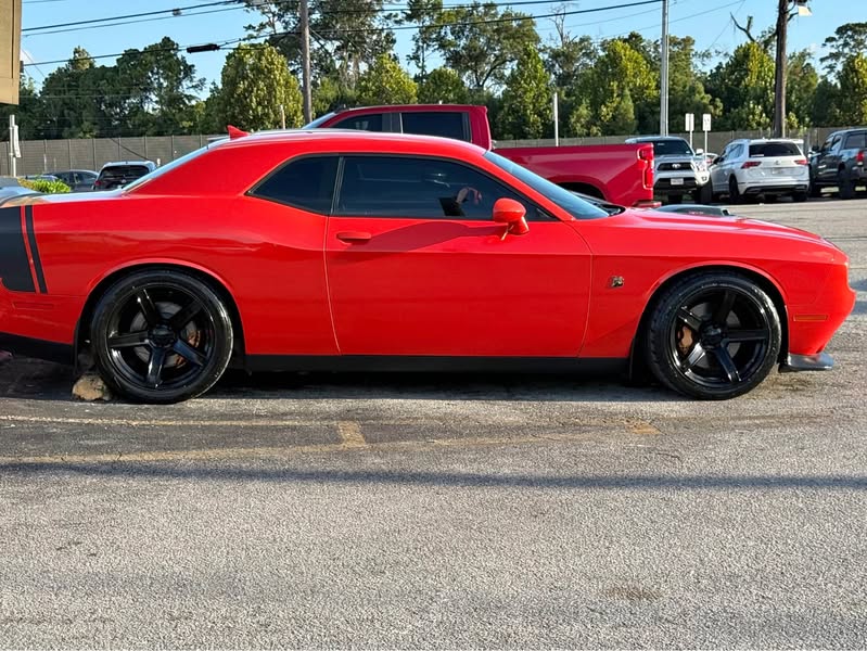2016 Dodge Challenger - R\/T 392 shaker scat pack