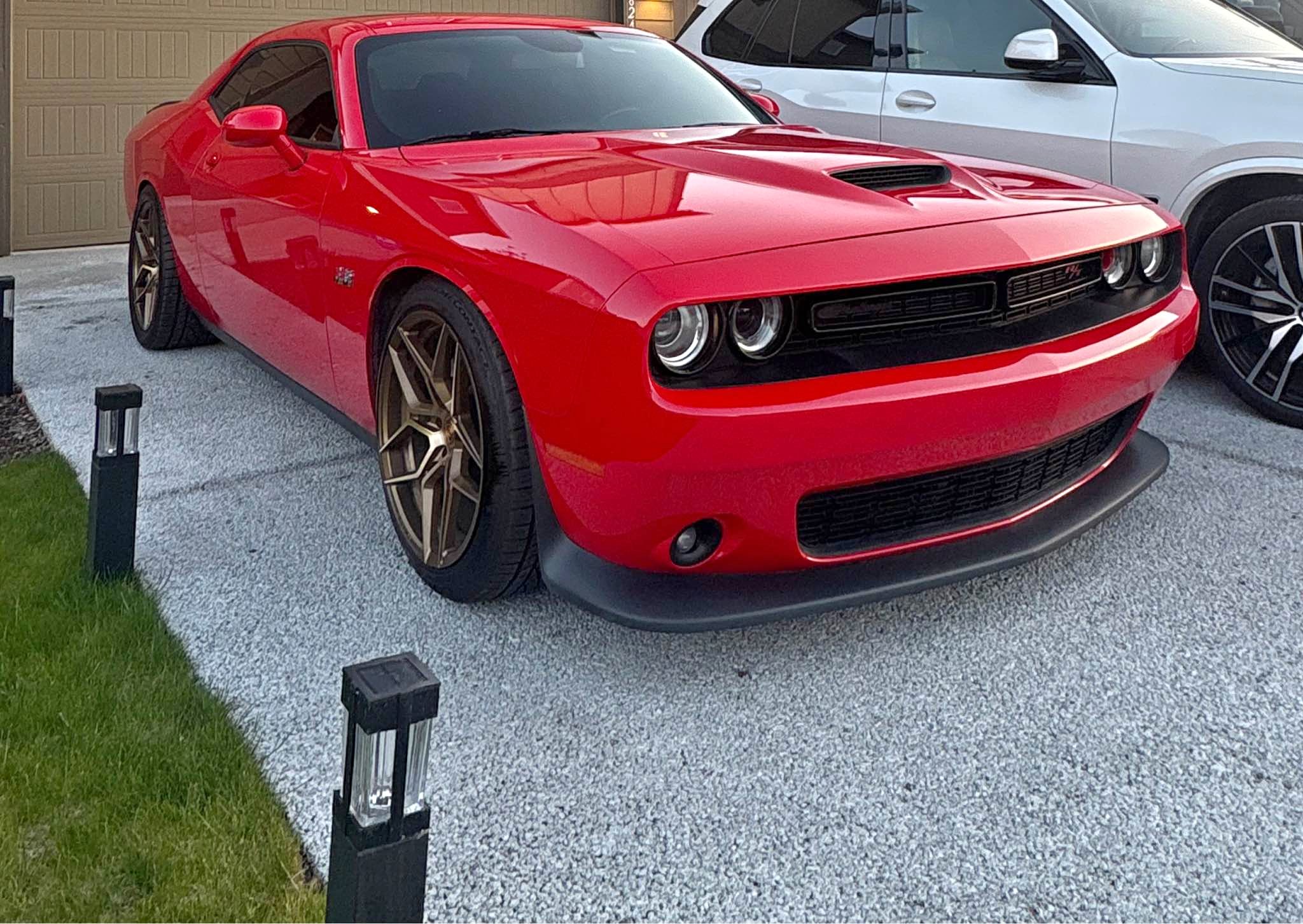 2022 Dodge Challenger - R\/T Coupe 2D