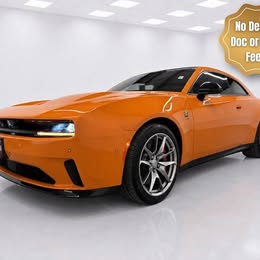 2025 Dodge charger daytona scat pack