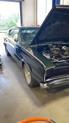 1966 Dodge Charger 383 CI V8, A/C, Front Disc Brakes, Air...
