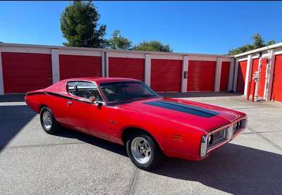 1971 Dodge Charger 383 V8, Willwood Brakes, tune up, 61k...