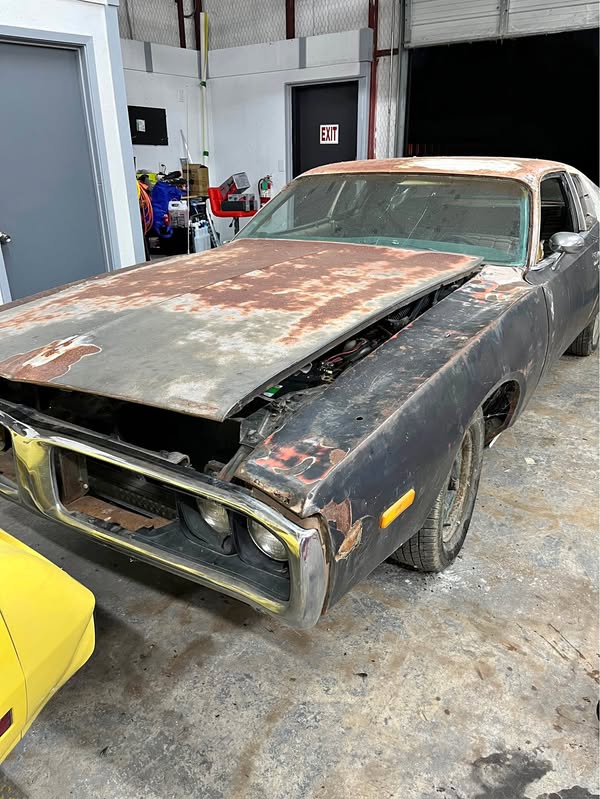1974 Dodge Charger - SE