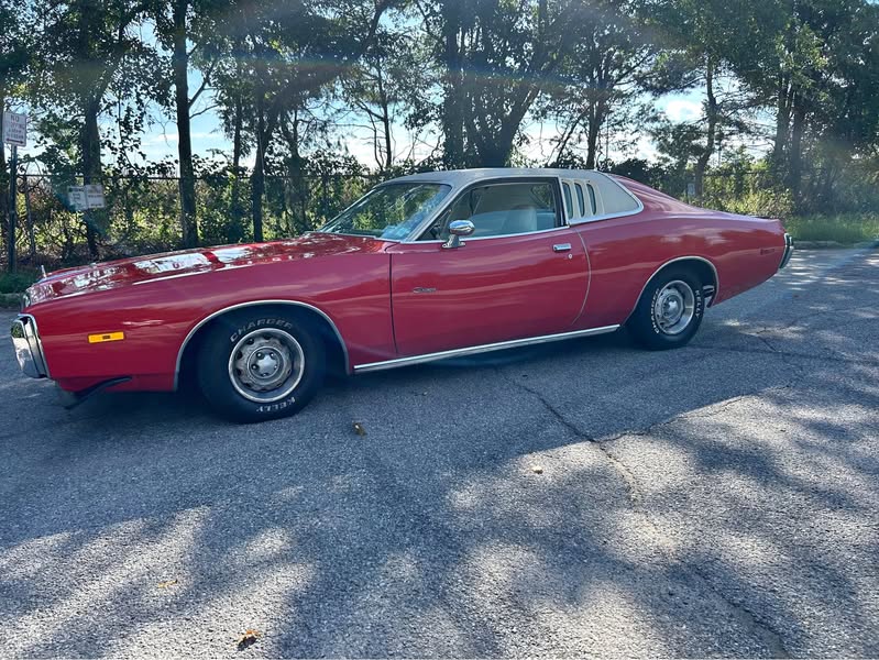 1973 ** Vintage Dodge Charger  SE **\u26fd\ufe0f \ud83d\udca8