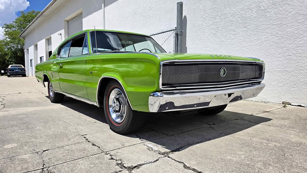 1966 Dodge Charger - Sedan 4D
