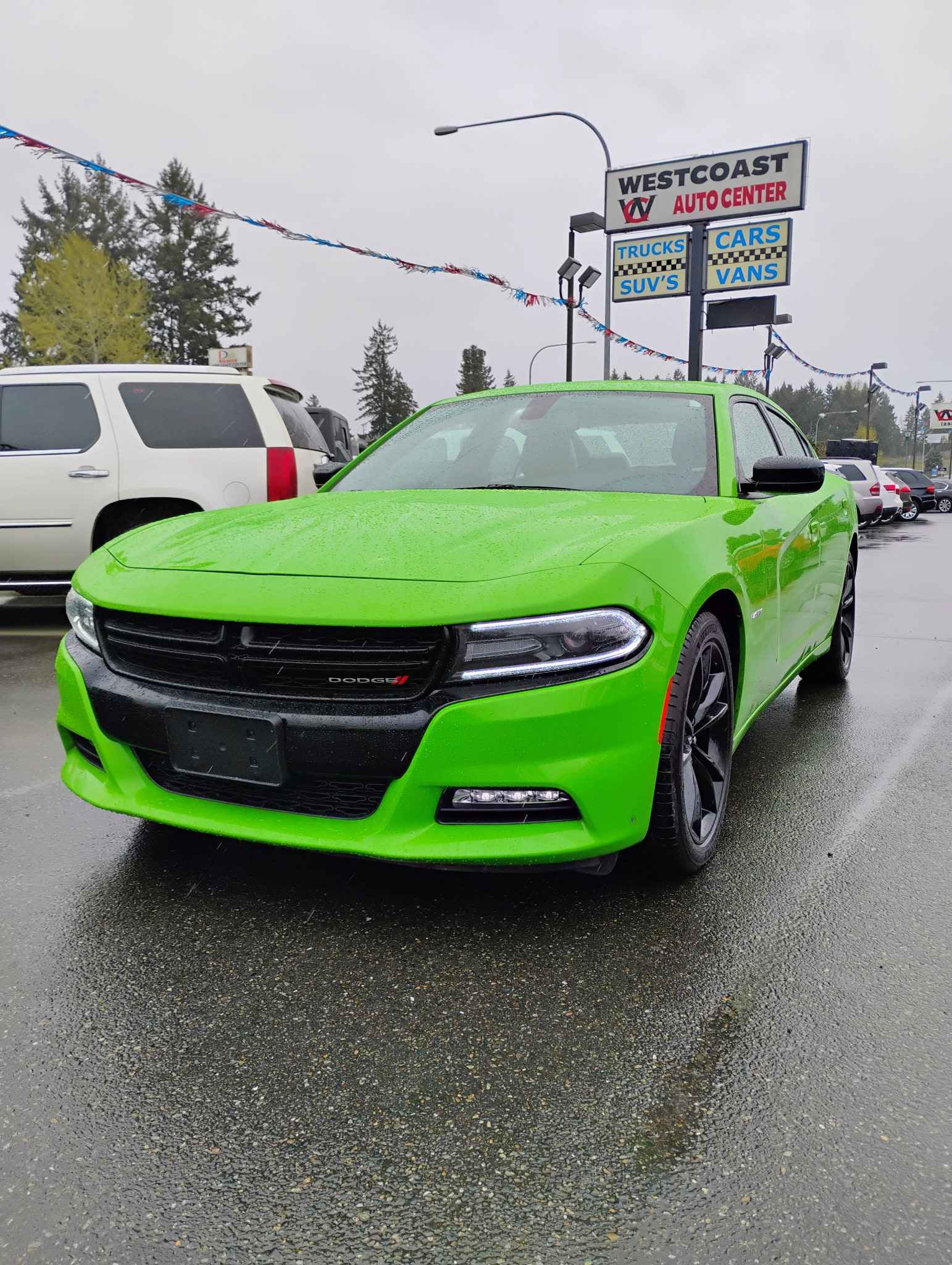 2017 Dodge Charger - R\/T Sedan 4D