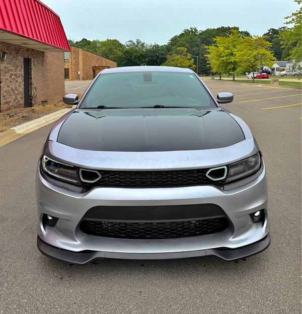 2016 Dodge Charger - SXT Sedan 4D