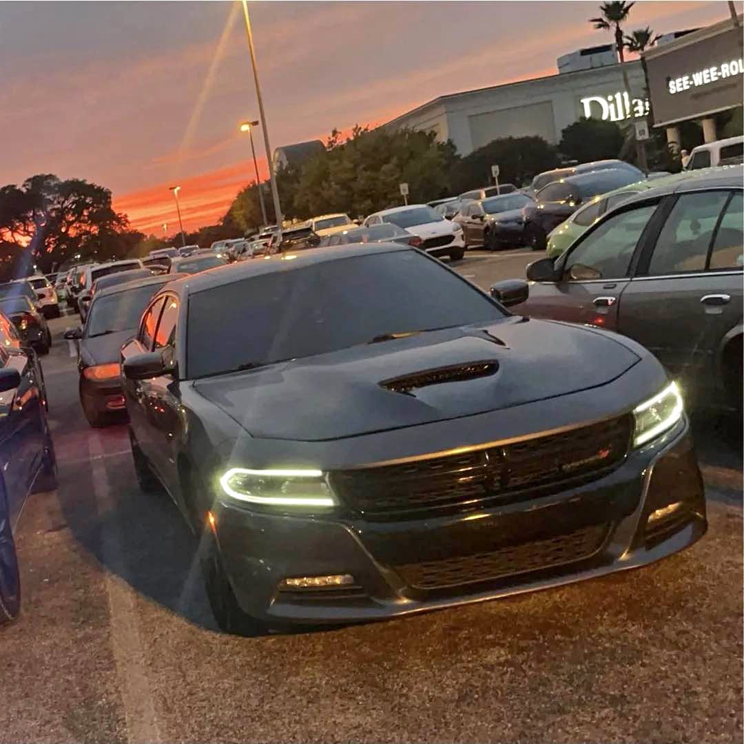 2022 Dodge Charger - Hellcat