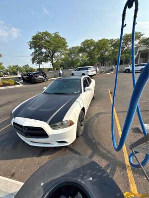 2012 Dodge Charger - SE Sedan 4D