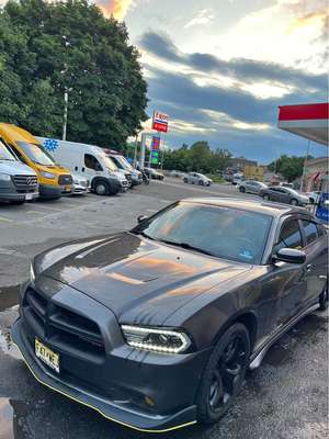 2013 Dodge Charger - SE Sedan 4D
