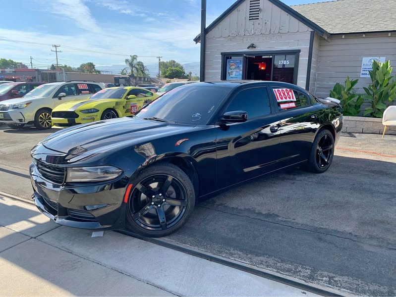 2021 Dodge Charger - Sxt