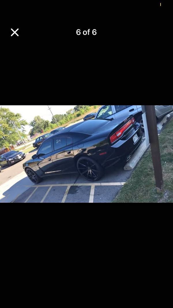 2014 Dodge Charger - Sedan 4D