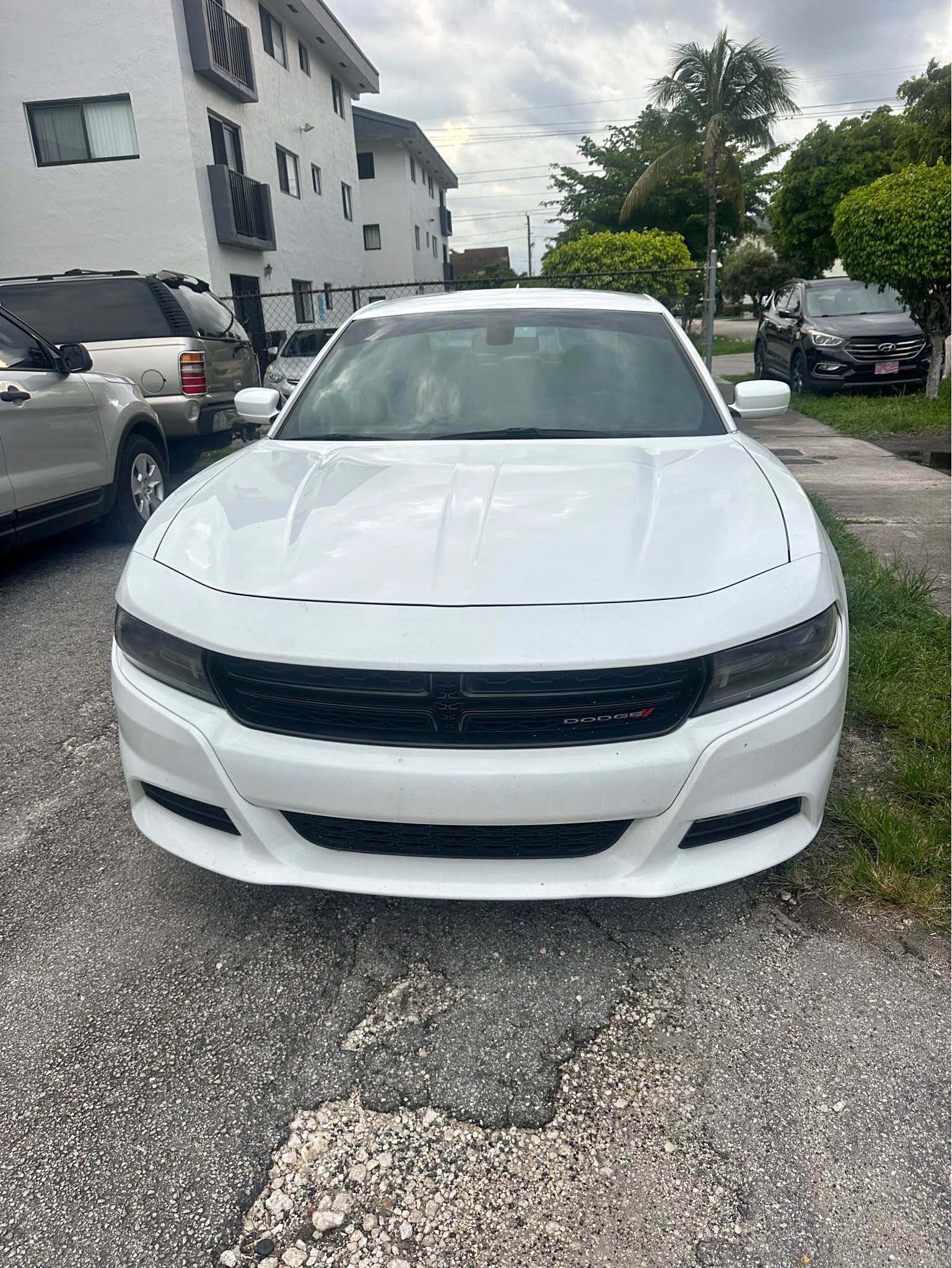 2016 Dodge Charger - Sedan 4D