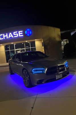 2014 Dodge Charger - SE Sedan 4D