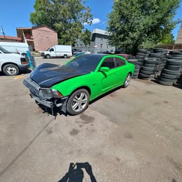 2015 Dodge Charger - SE Sedan 4D