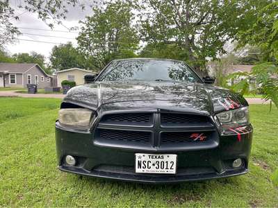 2014 Dodge Charger - R\/T Sedan 4D