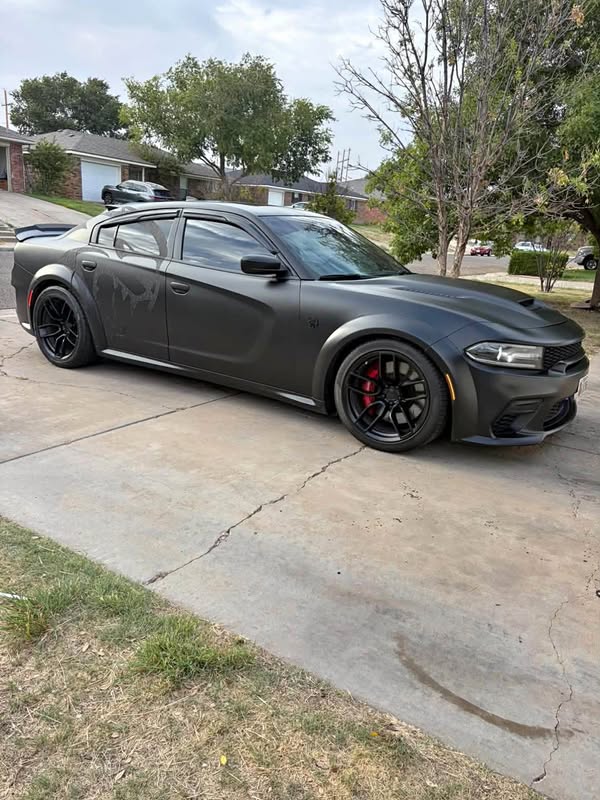 2016 Dodge Charger - SRT Hellcat Sedan 4D
