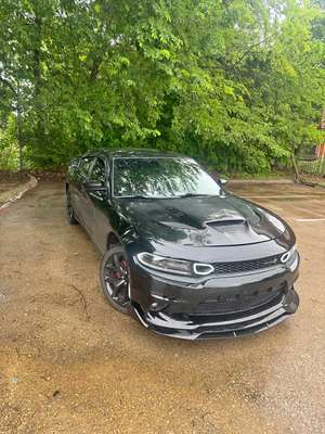 2015 Dodge Charger - SE Sedan 4D
