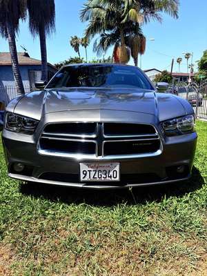 2011 Dodge Charger - SE Sedan 4D