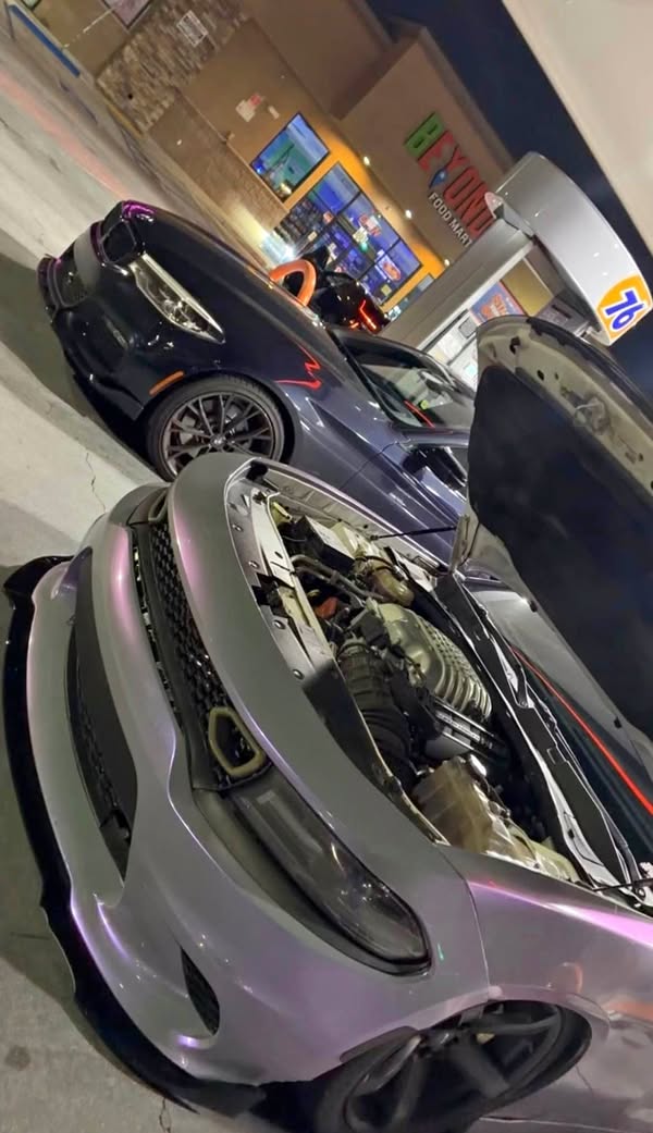 2018 Dodge Charger - SRT Hellcat Sedan 4D